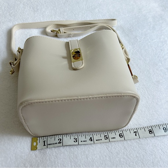 SHEIN Mini Bucket Crossbody Bucket Bag Cream - Picture 9 of 12